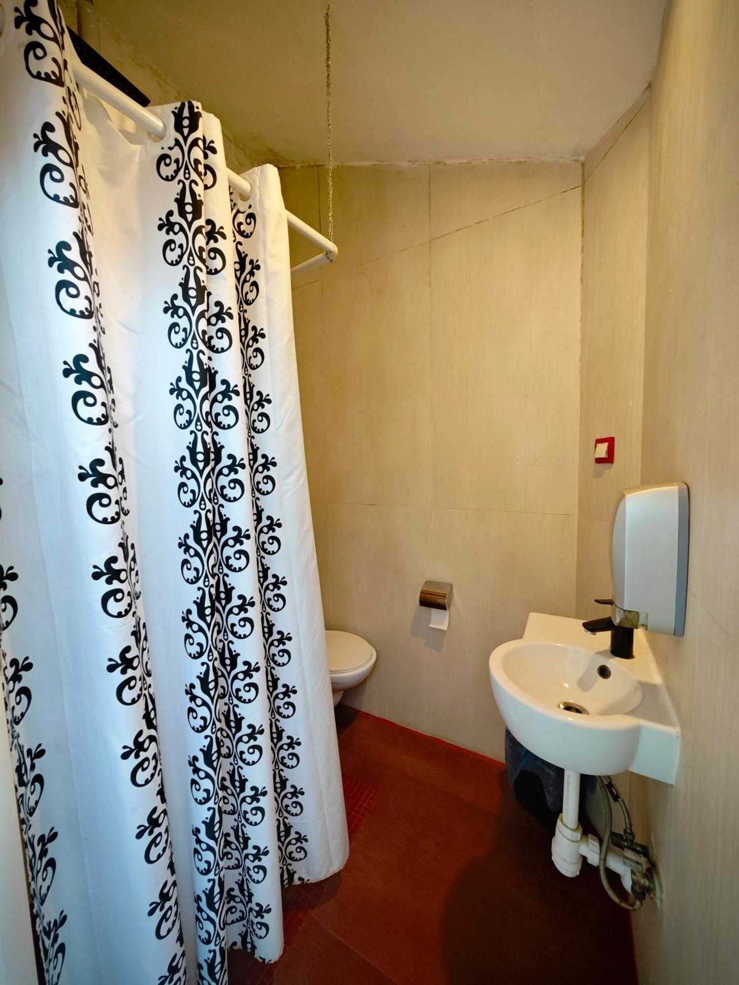 Apartamenty Hoza Attic Studio Warschau Kamer foto